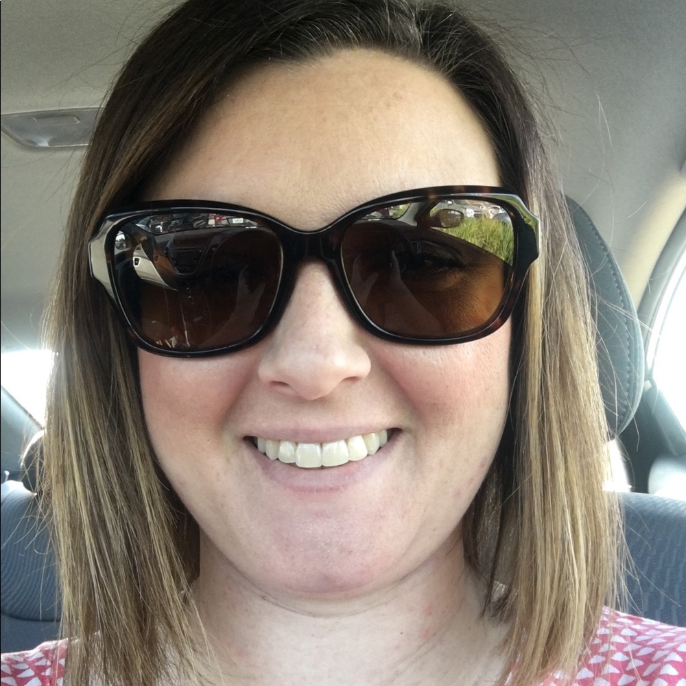 Meet your Posher, Melissa